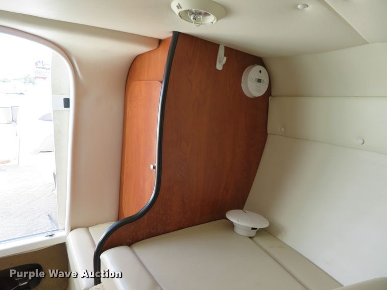 image for item GI9177 2007 Rinker 262 Captiva Cuddy  boat