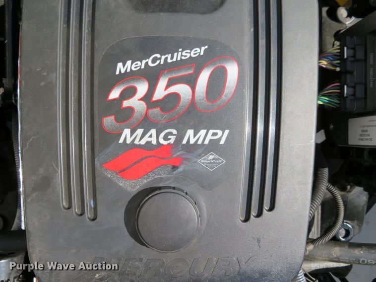 image for item GI9177 2007 Rinker 262 Captiva Cuddy  boat