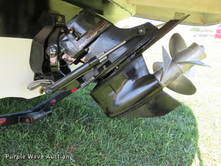 image for item GI9177 2007 Rinker 262 Captiva Cuddy  boat