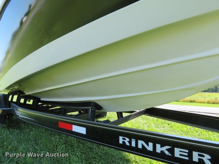 image for item GI9177 2007 Rinker 262 Captiva Cuddy  boat