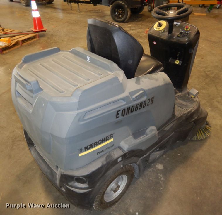 image for item GQ9741 2017 Karcher Professional KM90/60RBPADV sweeper