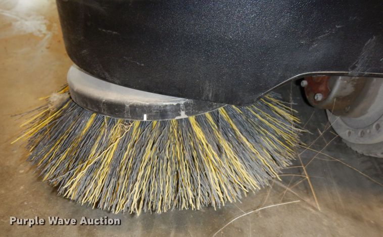 image for item GQ9741 2017 Karcher Professional KM90/60RBPADV sweeper