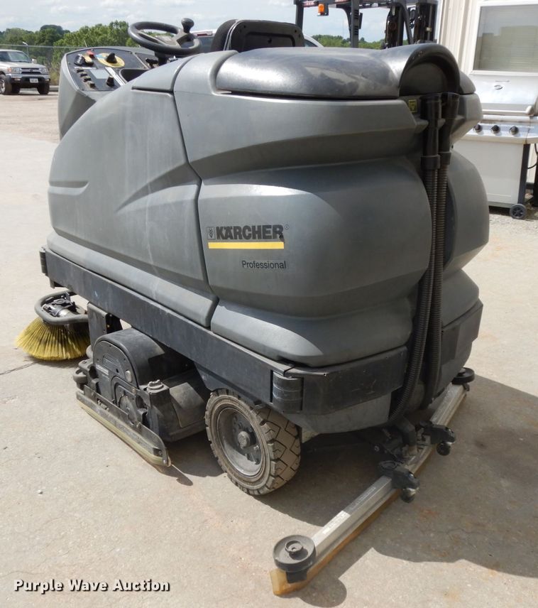 image for item GQ9742 Karcher B250RBP floor scrubber