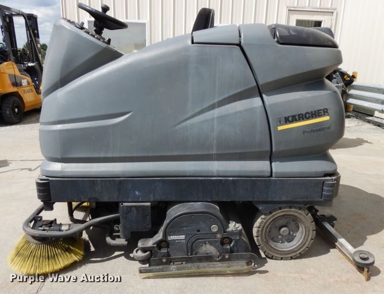 image for item GQ9742 Karcher B250RBP floor scrubber