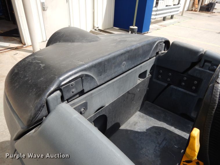 image for item GQ9742 Karcher B250RBP floor scrubber