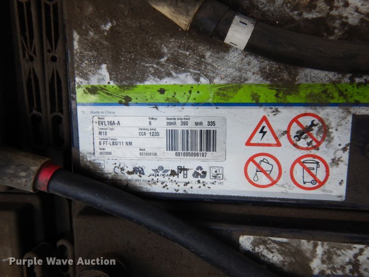 image for item GQ9742 Karcher B250RBP floor scrubber