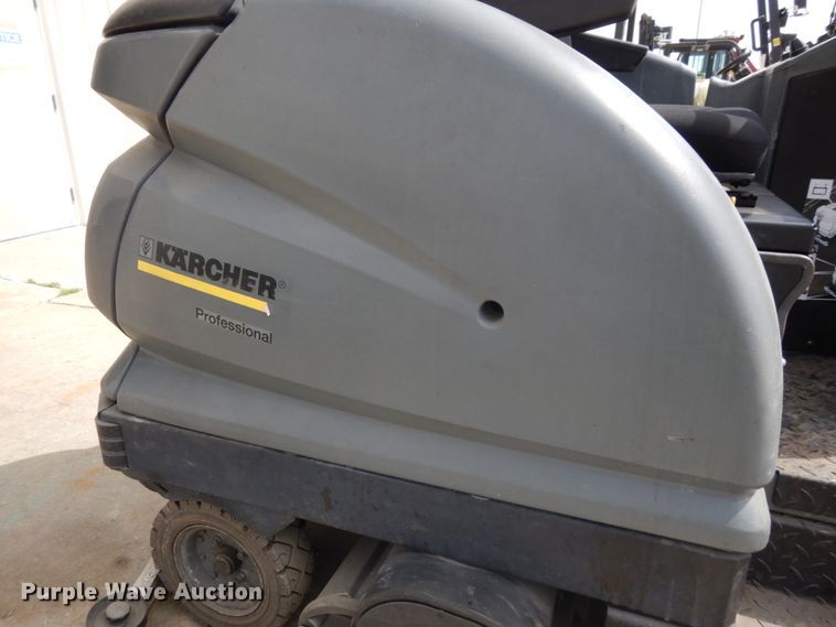 image for item GQ9742 Karcher B250RBP floor scrubber