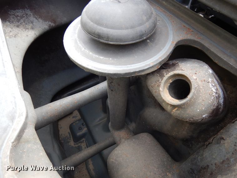 image for item GQ9742 Karcher B250RBP floor scrubber