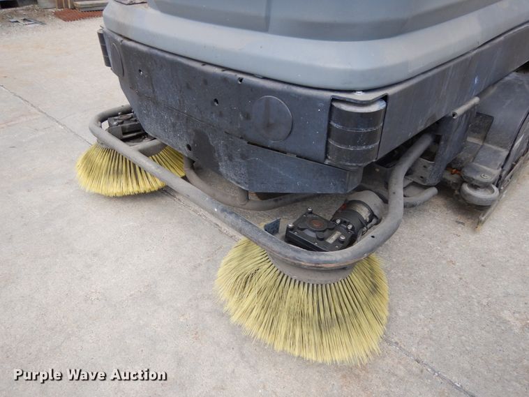 image for item GQ9742 Karcher B250RBP floor scrubber