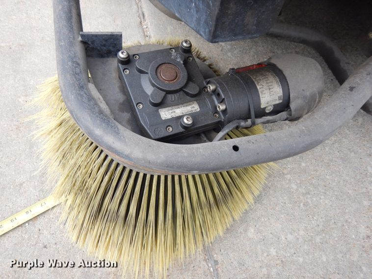 image for item GQ9742 Karcher B250RBP floor scrubber