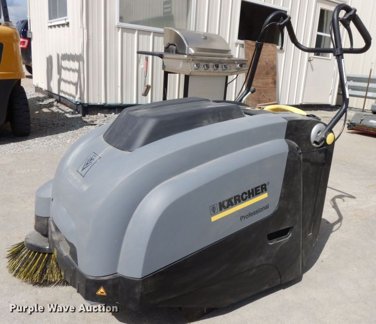 image for item GQ9743 Karcher KM75/40W sweeper