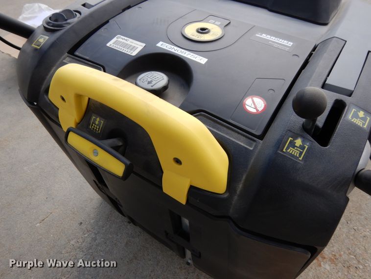 image for item GQ9743 Karcher KM75/40W sweeper