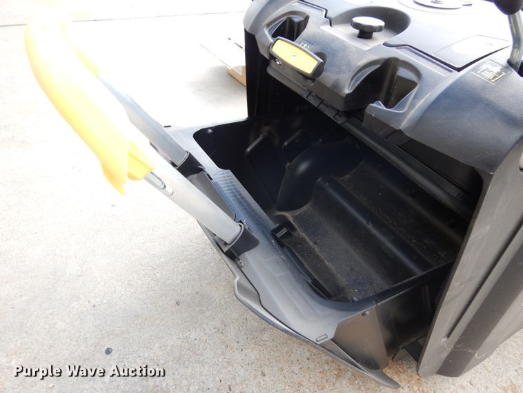 image for item GQ9743 Karcher KM75/40W sweeper