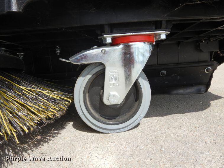 image for item GQ9743 Karcher KM75/40W sweeper