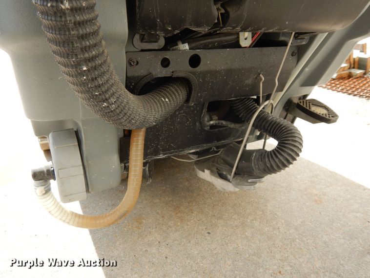 image for item GQ9744 Karcher B80W floor scrubber