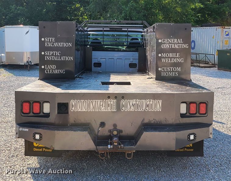 image for item GT9170 2006 Ford F450 Super Duty  flatbed truck