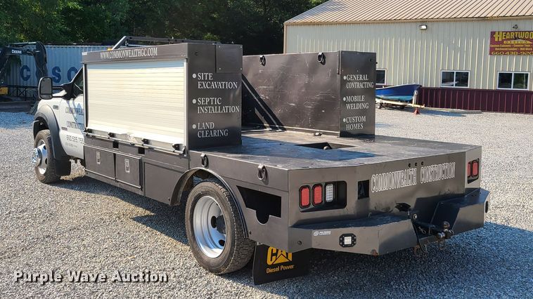 image for item GT9170 2006 Ford F450 Super Duty  flatbed truck