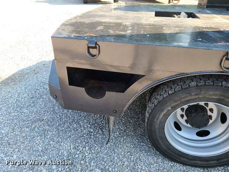 image for item GT9170 2006 Ford F450 Super Duty  flatbed truck