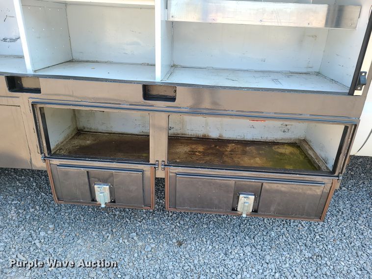 image for item GT9170 2006 Ford F450 Super Duty  flatbed truck