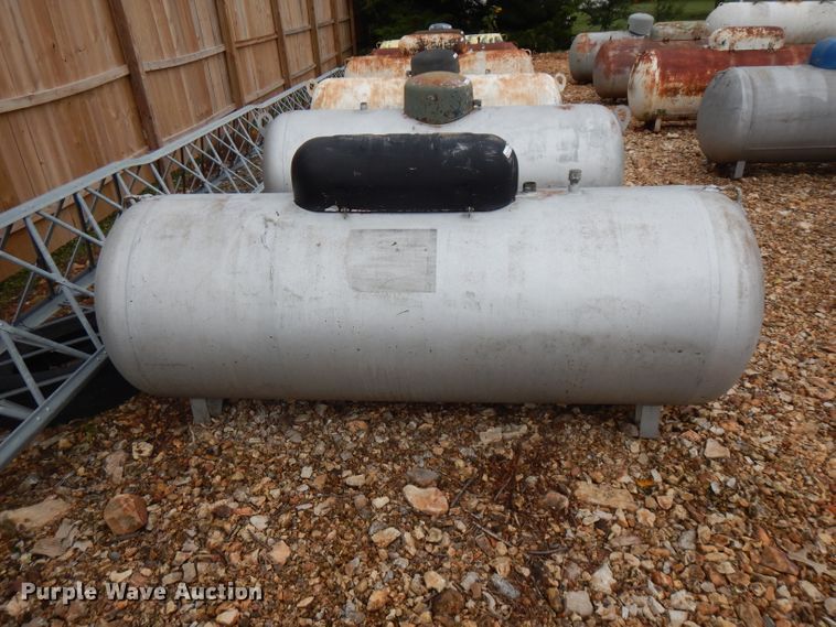 image for item GT9435 Steel propane tank