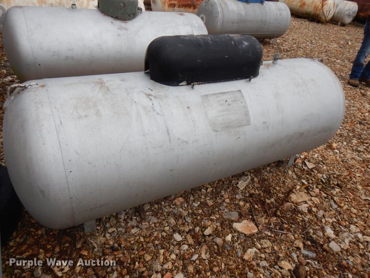 image for item GT9435 Steel propane tank