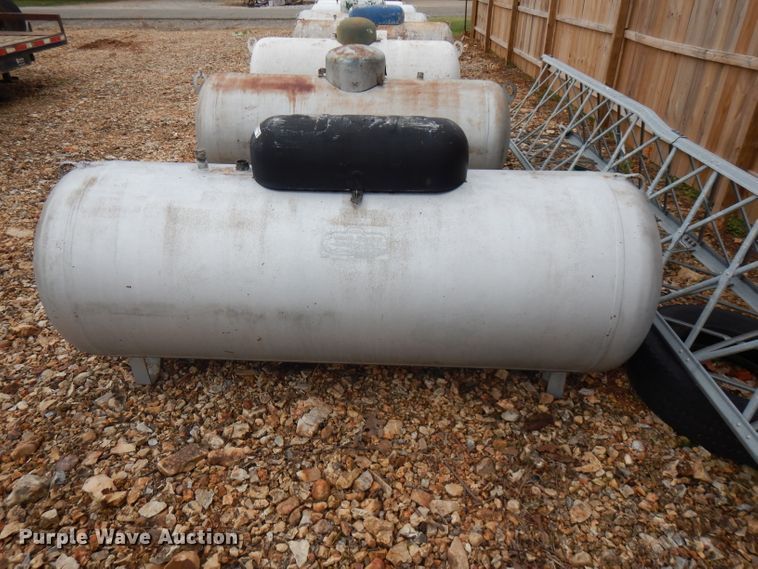 image for item GT9435 Steel propane tank