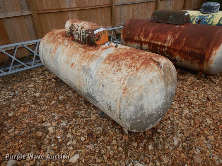 image for item GT9438 Steel propane tank