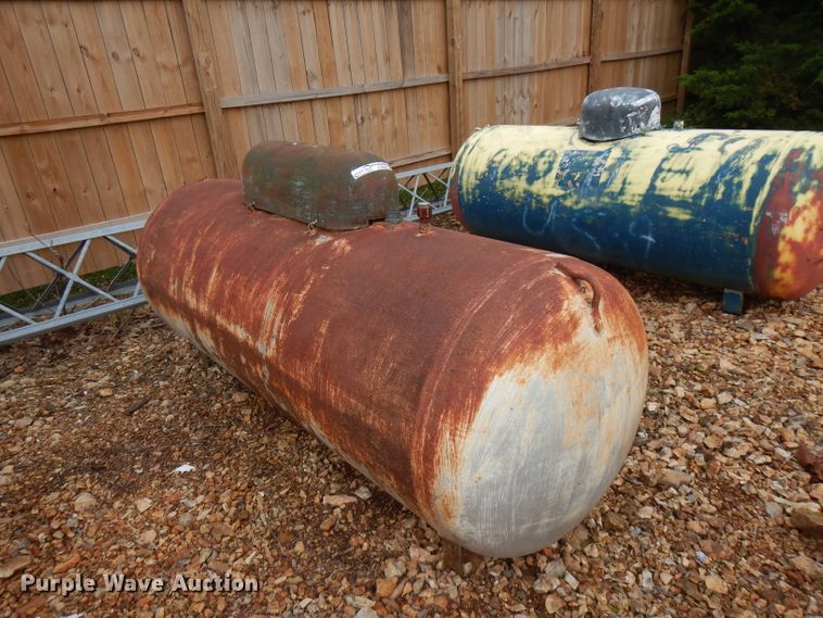 image for item GT9439 Steel propane tank