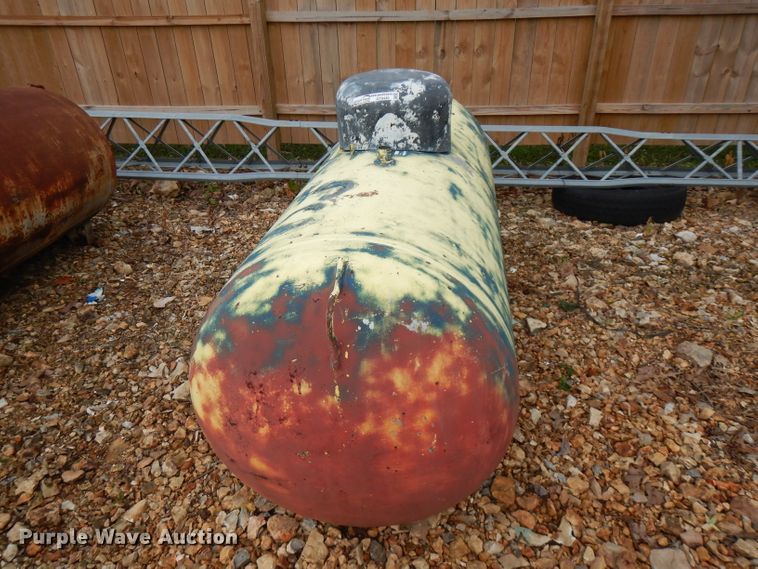 image for item GT9440 Steel propane tank