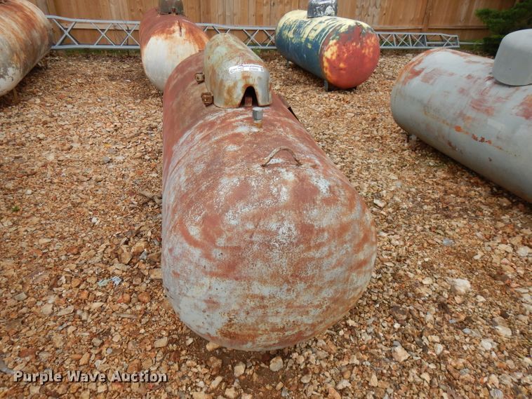 image for item GT9442 Steel propane tank