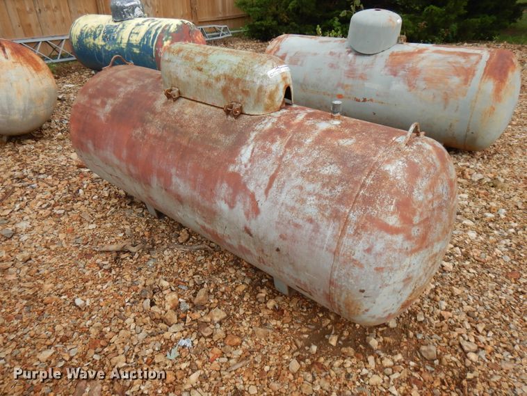 image for item GT9442 Steel propane tank
