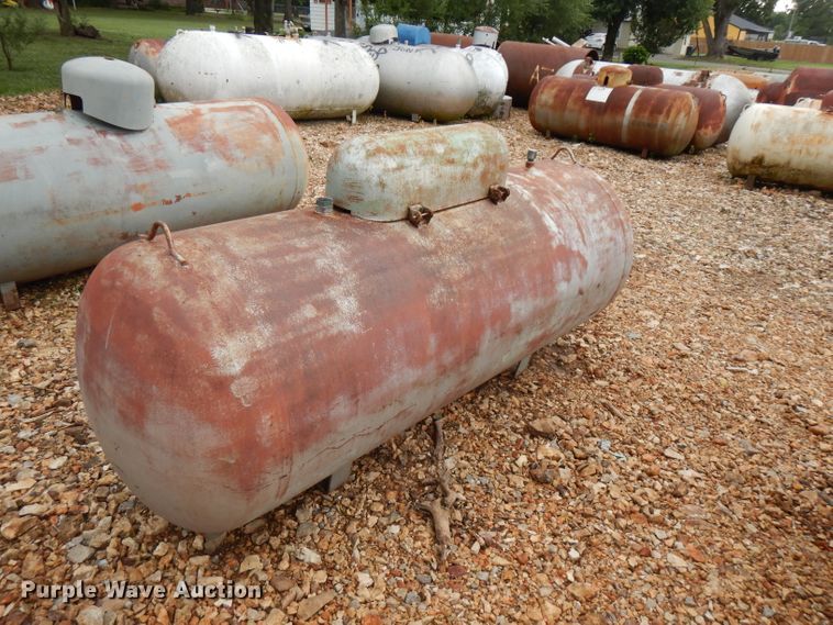 image for item GT9442 Steel propane tank