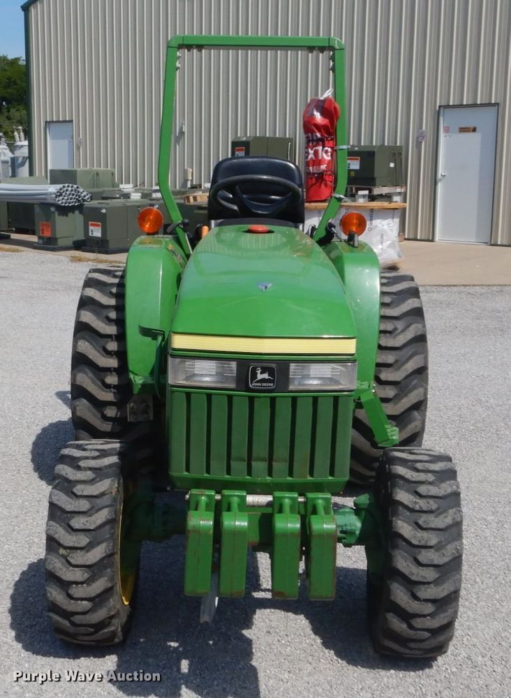 image for item GV9117 2004 John Deere 790  MFWD tractor