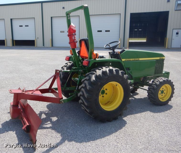 image for item GV9117 2004 John Deere 790  MFWD tractor