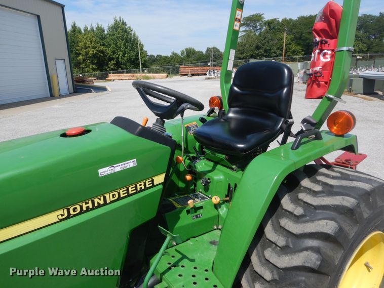 image for item GV9117 2004 John Deere 790  MFWD tractor