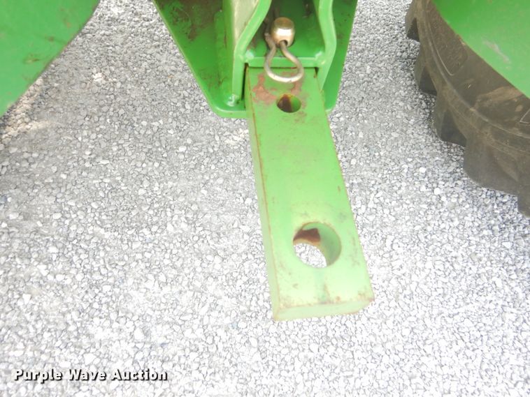 image for item GV9117 2004 John Deere 790  MFWD tractor