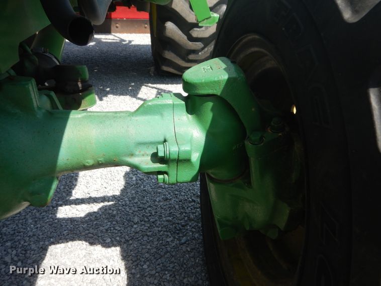 image for item GV9117 2004 John Deere 790  MFWD tractor