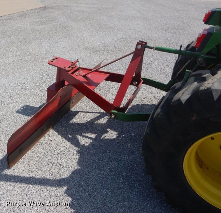 image for item GV9117 2004 John Deere 790  MFWD tractor