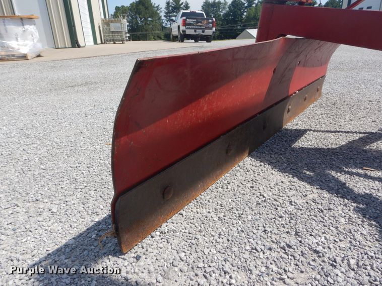 image for item GV9117 2004 John Deere 790  MFWD tractor