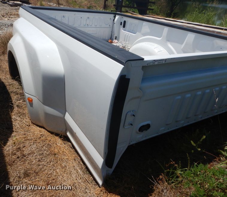 image for item GV9119 Ford F350 pickup truck bed