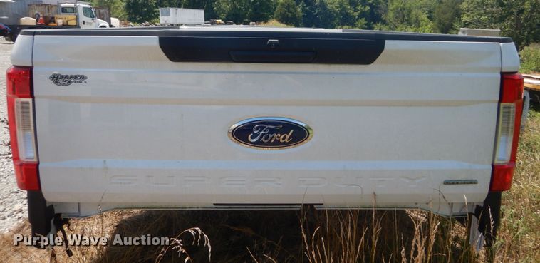 image for item GV9120 Ford F350 pickup truck bed
