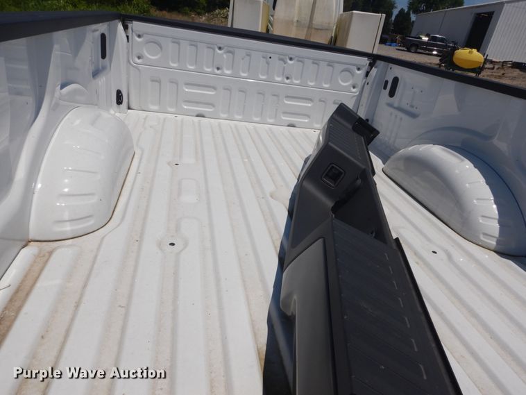 image for item GV9120 Ford F350 pickup truck bed
