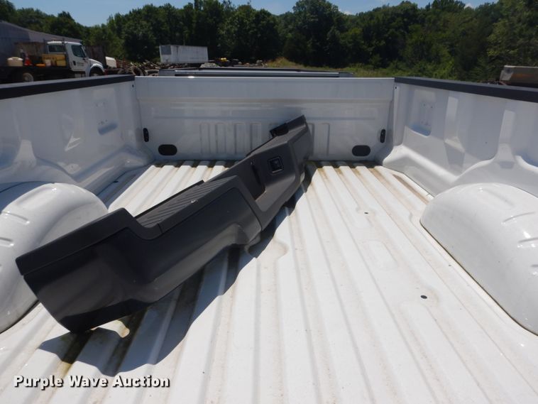 image for item GV9120 Ford F350 pickup truck bed