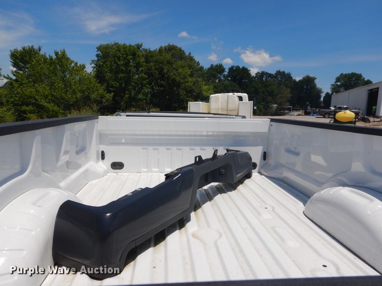 image for item GV9121 Ford F350 pickup truck bed