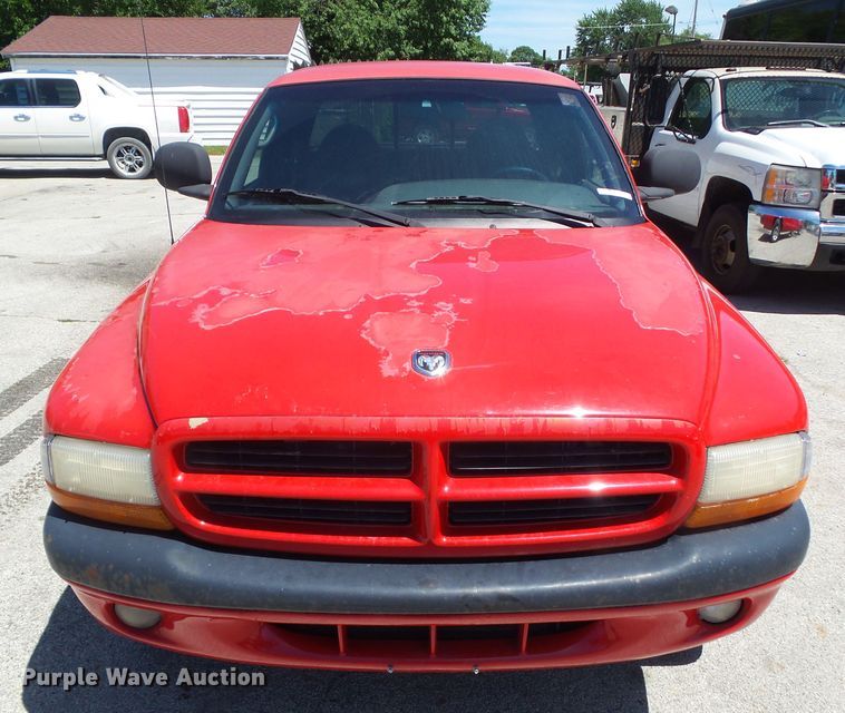 image for item GX9145 1999 Dodge Dakota  Club Cab pickup truck