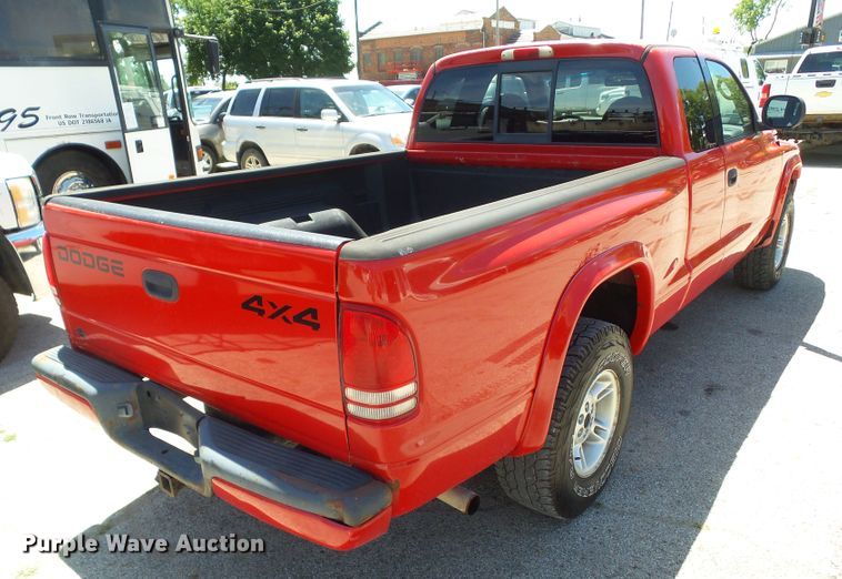image for item GX9145 1999 Dodge Dakota  Club Cab pickup truck