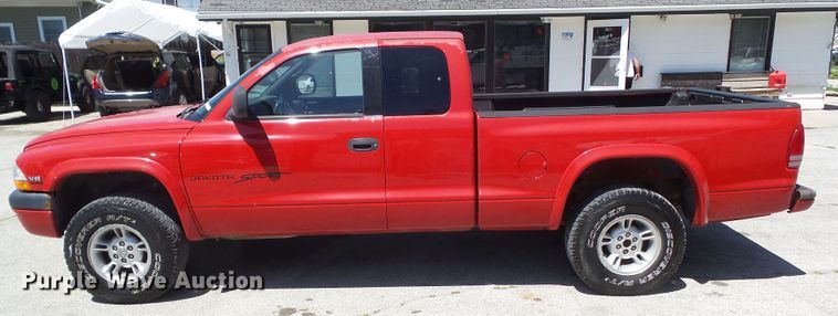 image for item GX9145 1999 Dodge Dakota  Club Cab pickup truck