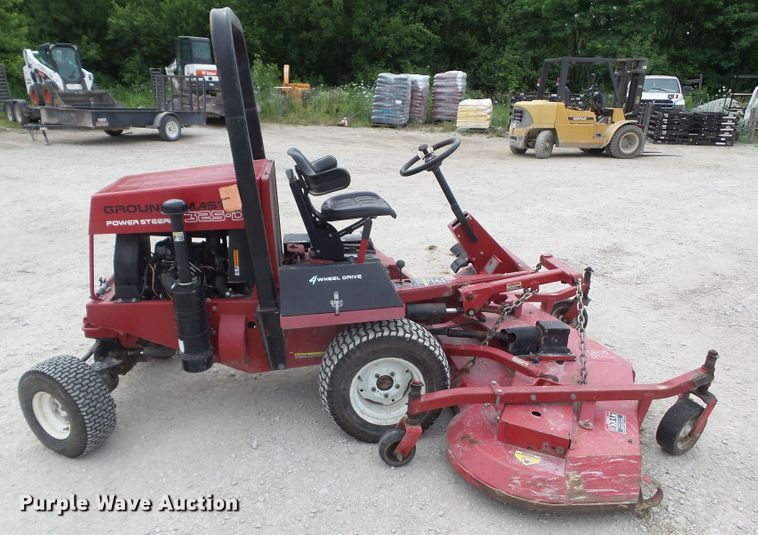 image for item GX9147 Toro Ground Master 325-D ZTR lawn mower