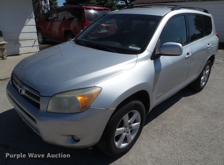 2007 Toyota RAV4 Limited SUV in Perry, IA | Item GX9158 sold | Purple Wave