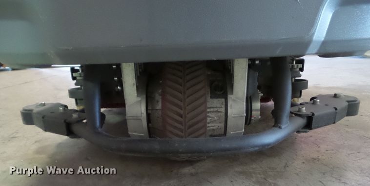 image for item GX9173 Karcher B150R floor scrubber